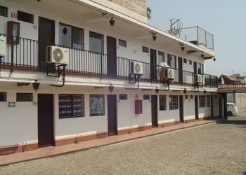 Hotel & Suites Coral hotel thumbnail 3