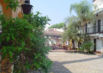 Hotel & Suites Coral hotel thumbnail 4