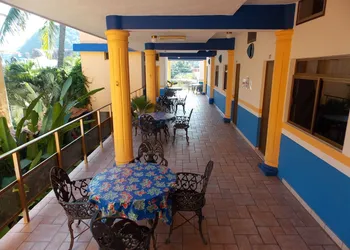 Hotel Bahía hotel thumbnail 5