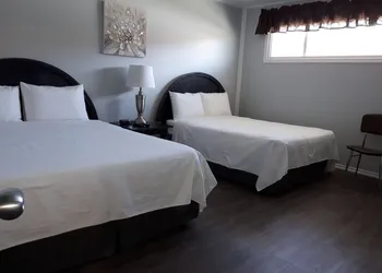 Interlake Motel hotel thumbnail 5