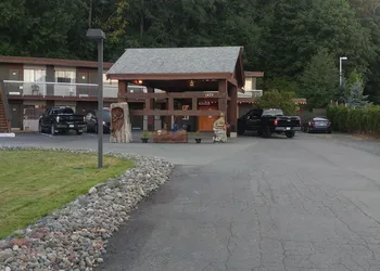 Big Rock Motel hotel thumbnail 7