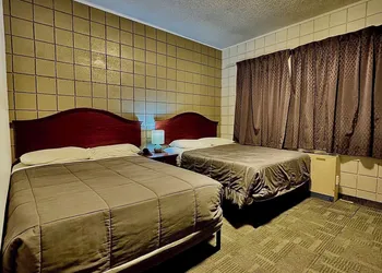 Caravel Motel hotel thumbnail 3