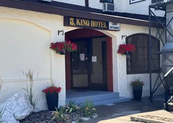 Desert Arms Hotel hotel thumbnail 4