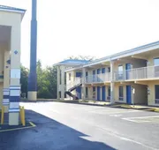 Royal Inn hotel detail image 5