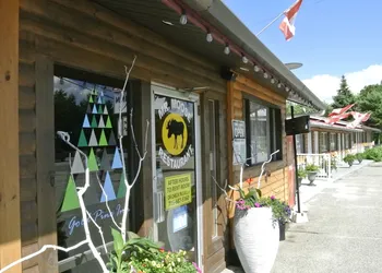 Gold Pine Inn Motel hotel thumbnail 2