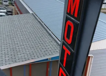 Southview Motel hotel thumbnail 7