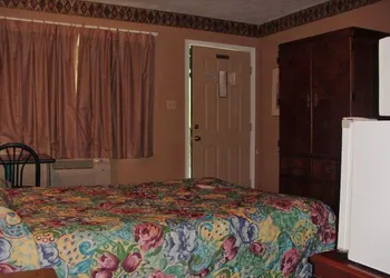 K-River Motel & Campground hotel thumbnail 7