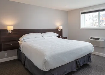 Picton Harbour Inn hotel thumbnail 5