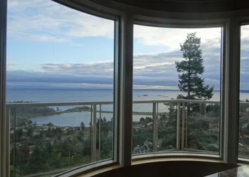 Gibralter Rock Ocean View B&B hotel thumbnail 3