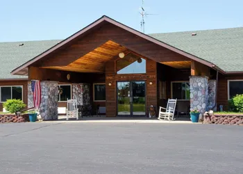 Chicaugon Lake Inn hotel thumbnail 7
