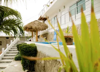 Hotel Acantilado hotel thumbnail 7