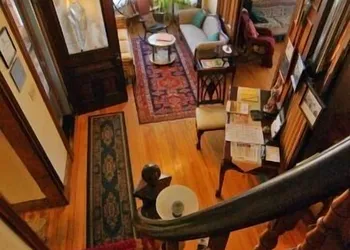Evangeline's Tower Bed & Breakfast hotel thumbnail 6