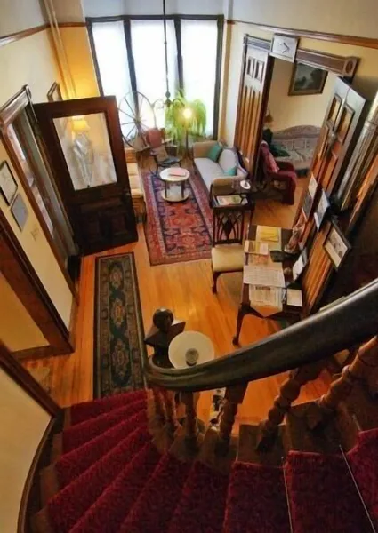Evangeline's Tower Bed & Breakfast hotel detail image 6