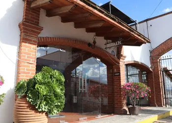 Hotel Cuamanco hotel thumbnail 6