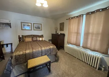 The John Butler House Bed & Breakfast hotel thumbnail 7