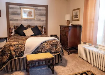 The John Butler House Bed & Breakfast hotel thumbnail 6