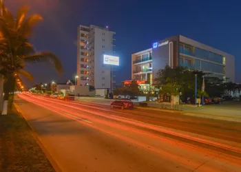 HM Hotel hotel thumbnail 2