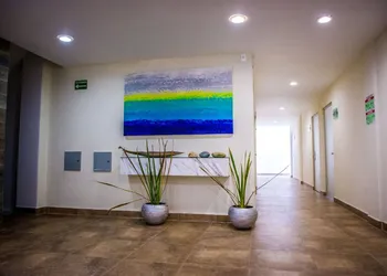 HM Hotel hotel thumbnail 4