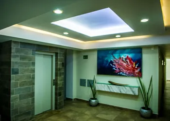 HM Hotel hotel thumbnail 6