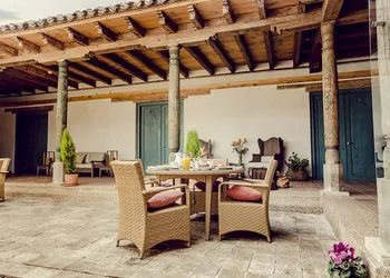 Casa Lum hotel thumbnail 2