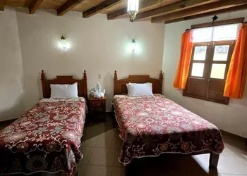 Hotel Plaza Baratillo hotel thumbnail 5