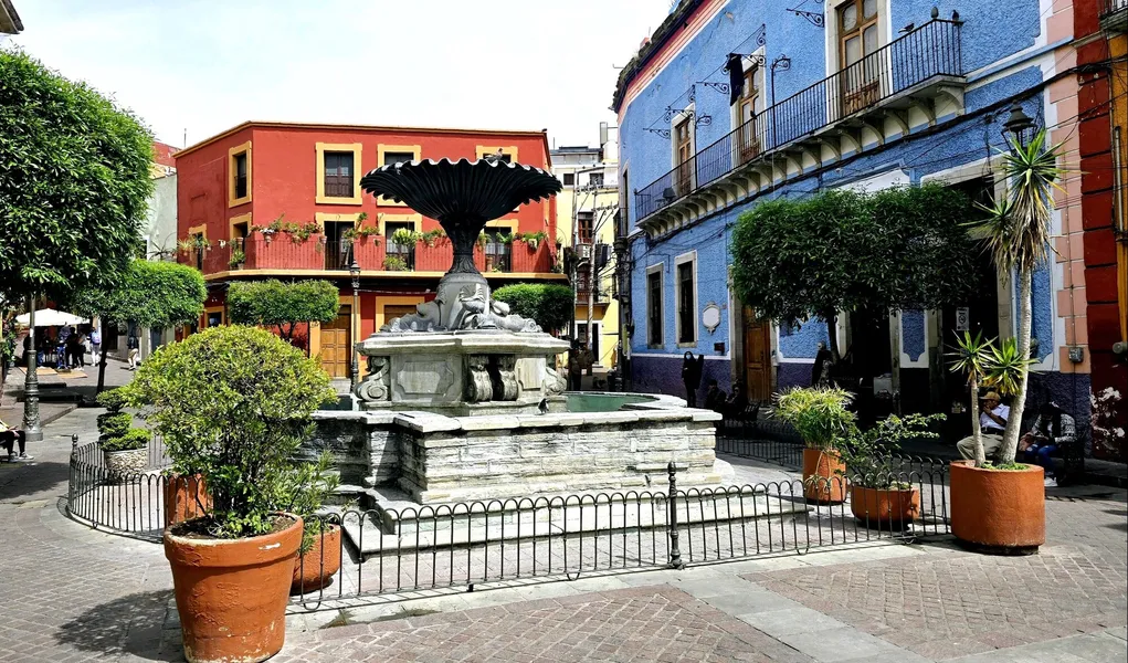 Hotel Plaza Baratillo hotel detail image 6