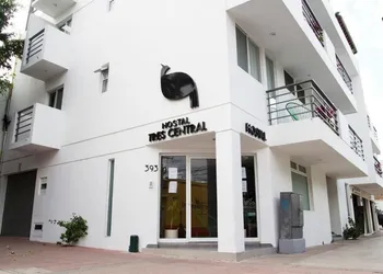 Hostal Tres Central hotel thumbnail 2