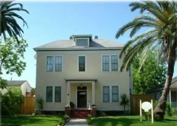 Coastal Dreams Bed & Breakfast hotel thumbnail 3