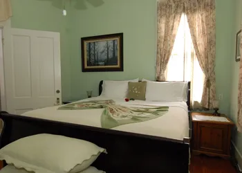 Coastal Dreams Bed & Breakfast hotel thumbnail 8