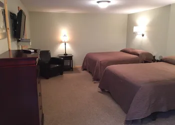 Whistling Swan Motel hotel thumbnail 4