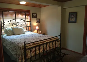 Whistling Swan Motel hotel thumbnail 6