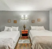 OYO Holiday Capri Motel & Rv Park hotel detail image 4