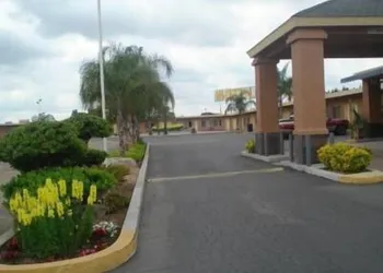 Village Inn hotel thumbnail 7
