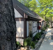 Ivy Manor Inn Village Center hotel detail image 3