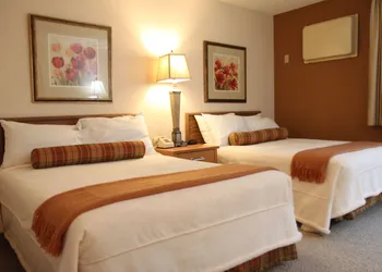 Brentwood Inn & Suites hotel thumbnail 8
