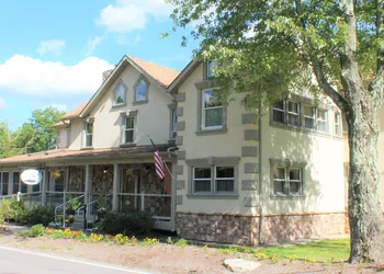 Woodfield Manor, A Sundance Vacations Property hotel thumbnail 3