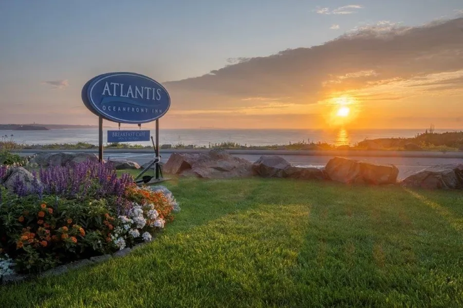 Atlantis Oceanfront Inn hotel detail image 2