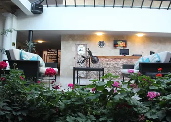 Hotel Palace Inn SCLC hotel thumbnail 3