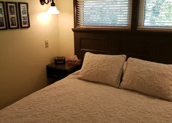 627 On King Bed and Breakfast hotel thumbnail 6
