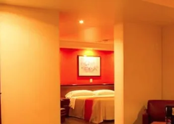 Hotel Montreal hotel thumbnail 2