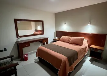 Hotel Latino hotel thumbnail 7