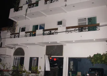 Hotel Casa del Parque Vallarta hotel thumbnail 2