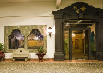 Hotel Cosmos Don Carlos hotel thumbnail 4