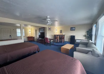 Westwoods Motel hotel thumbnail 6