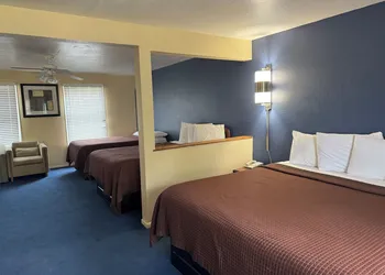 Westwoods Motel hotel thumbnail 7