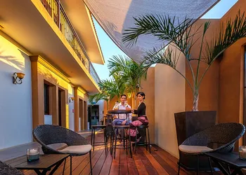 The Vibe Bed & Breakfast - Adults Only hotel thumbnail 3