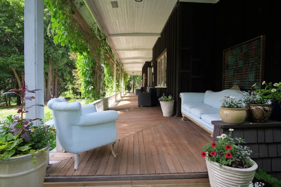 Wedgwood Manor and Glamping Retreat hotel detail image 2