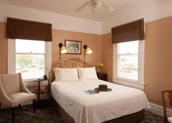 Bottger Mansion of Old Town hotel thumbnail 5