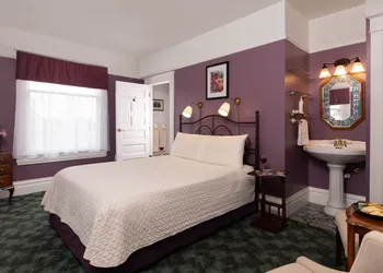 Bottger Mansion of Old Town hotel thumbnail 8