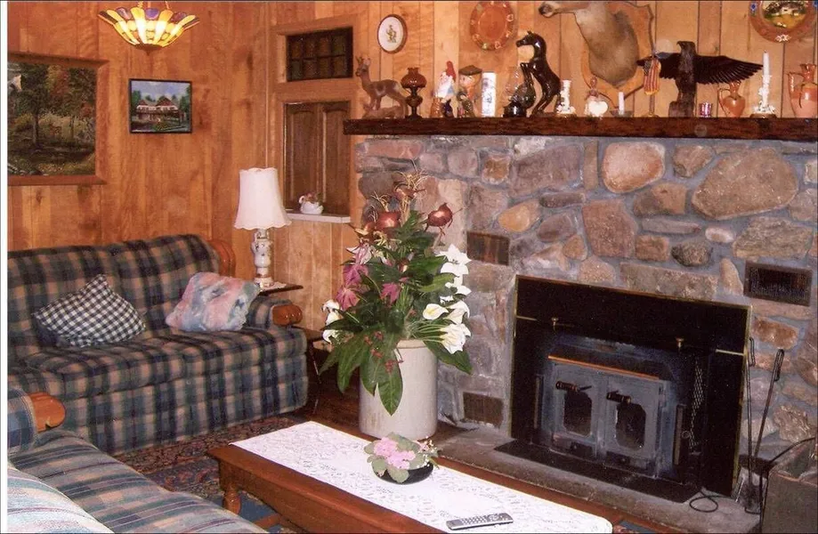 Crystal Brook Resort & Mountain Brauhaus hotel detail image 6